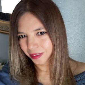 Meet your Posher, Ycela